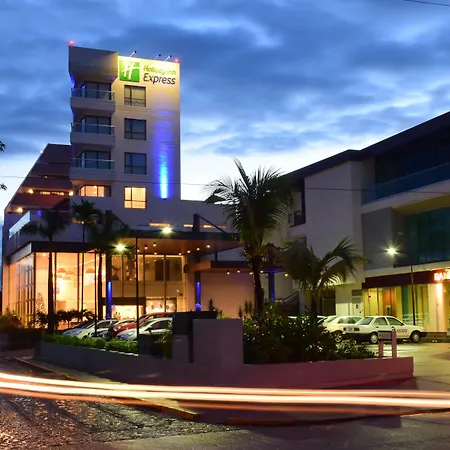 Holiday Inn Express Puerto Vallarta By Ihg-3